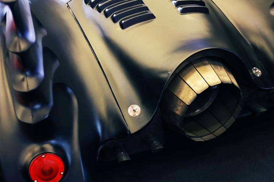 If  BMW, Apple and Tesla merged they could make a Batmobile